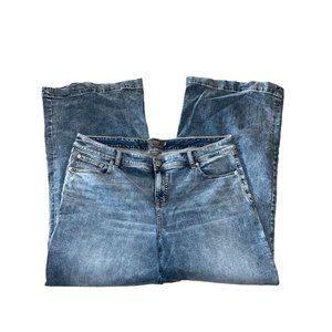 Torrid Feel the Fit Wide Leg Vintage Stretch High-Rise Jean  18R